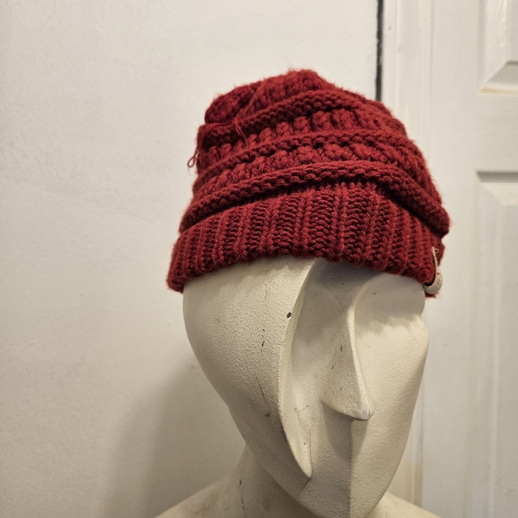 Kids C.C. Beanie with Ponytail Opening - Picture 2 of 4